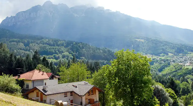 Feriebolig i Calceranica al lago