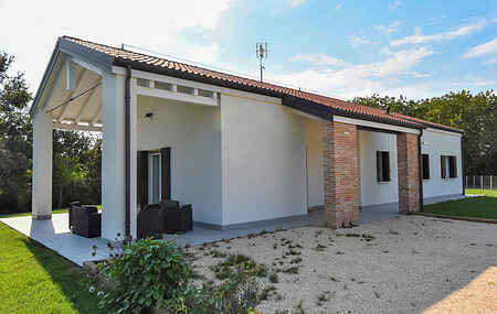 Villa i Oriago