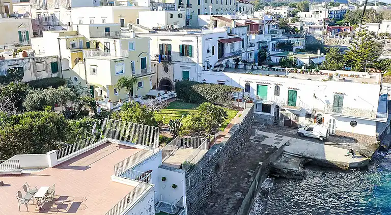 Feriebolig i Ischia