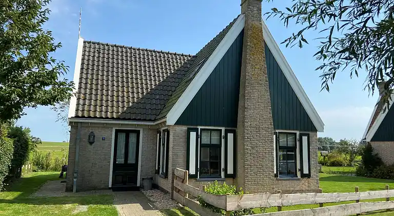 Holiday home in Hippolytushoef