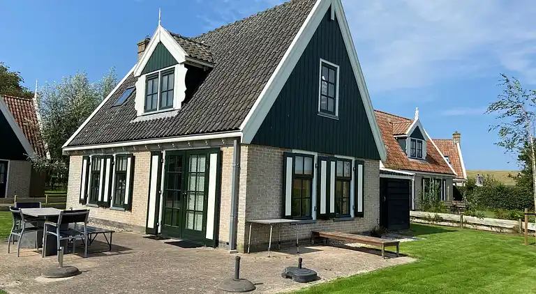 Holiday home in Hippolytushoef