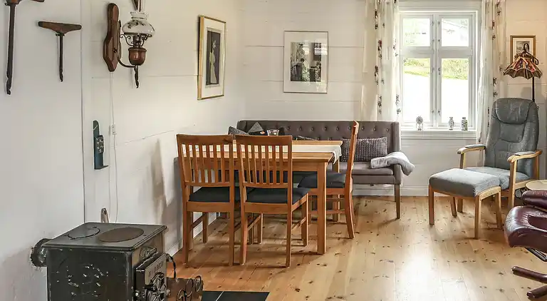 Holiday home in Ytre Oppedal