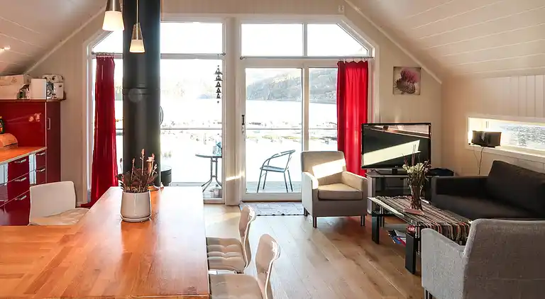 Holiday home in Huglo