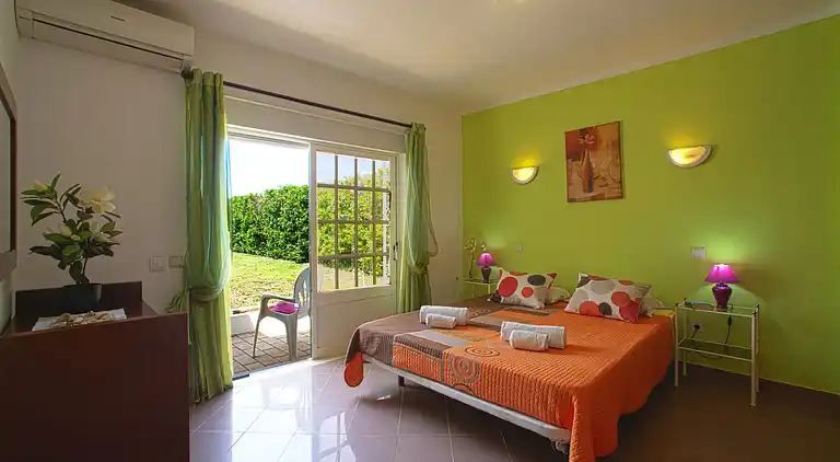 Semesterbostad i Paderne