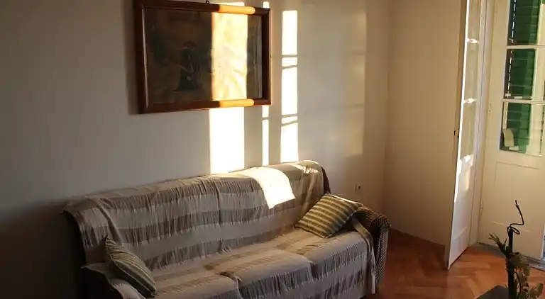 Spacious apartman near Bacvice beach