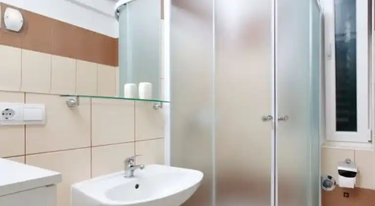 Spacious apartman near Bacvice beach