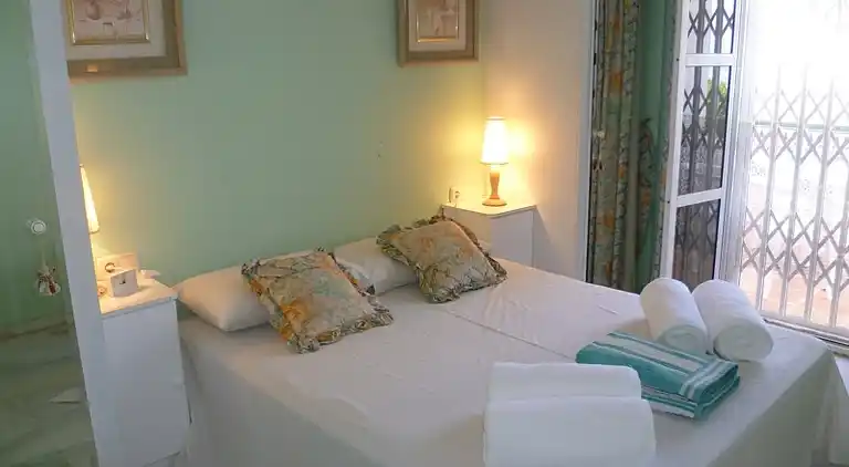 FRONT LINE BEACH APARTMENT