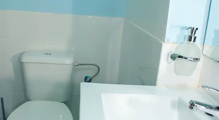 Beautiful, &amp; unique flat close to the beach