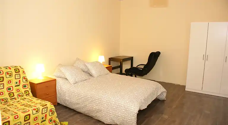 Beautiful, &amp; unique flat close to the beach