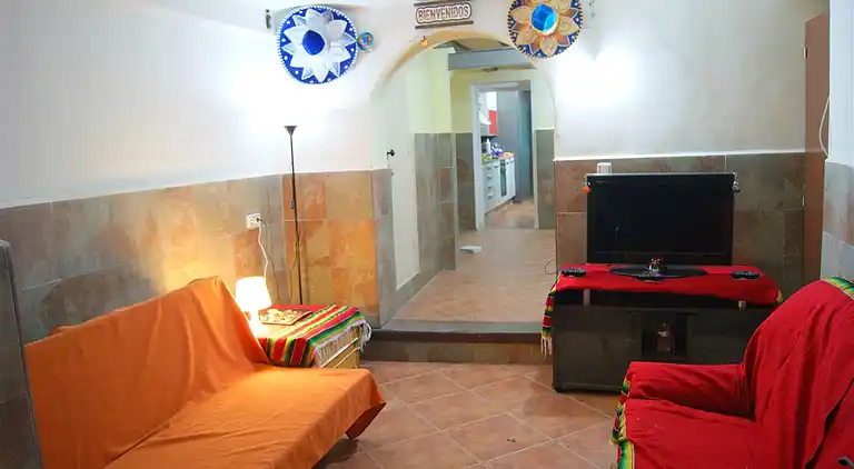 Beautiful, &amp; unique flat close to the beach