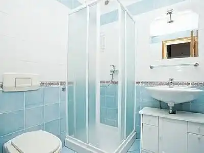 Just 3,5 km away from Porec, private Pool, WiFi, BBQ