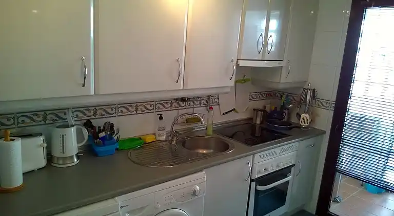 Puerto Banus, heated pool &amp; free Wi-Fi