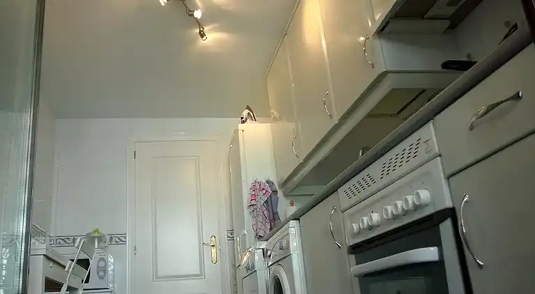 Puerto Banus, heated pool &amp; free Wi-Fi