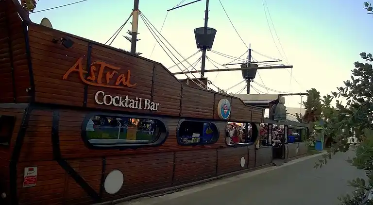 Puerto Banus, heated pool &amp; free Wi-Fi