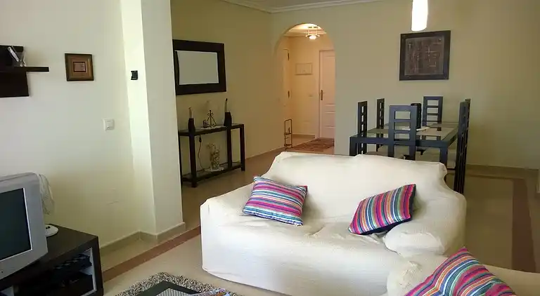 Puerto Banus, heated pool &amp; free Wi-Fi