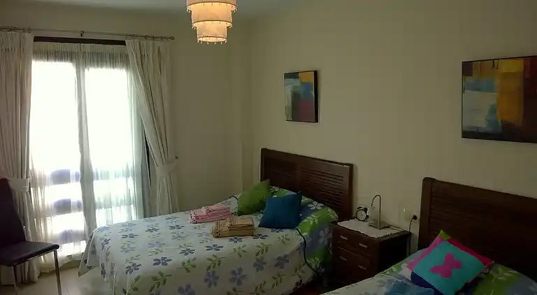 Puerto Banus, heated pool &amp; free Wi-Fi