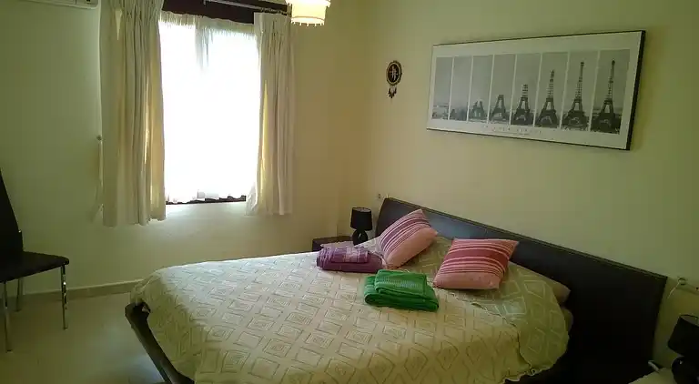 Puerto Banus, heated pool &amp; free Wi-Fi