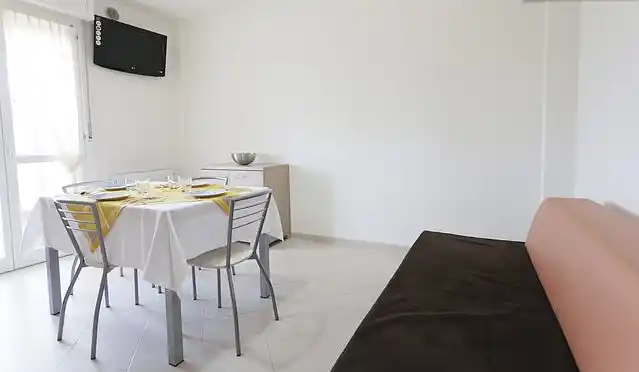 Apartment for 5 with pool at the Adriatic Coast 