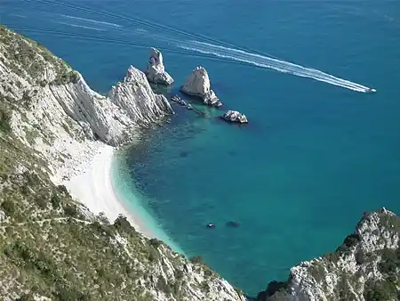 RENTING TAVERN in CONERO RIVIERA