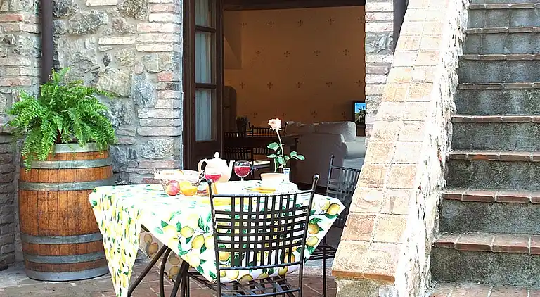 Mandolino Apartment Tuscany countryside, Siena