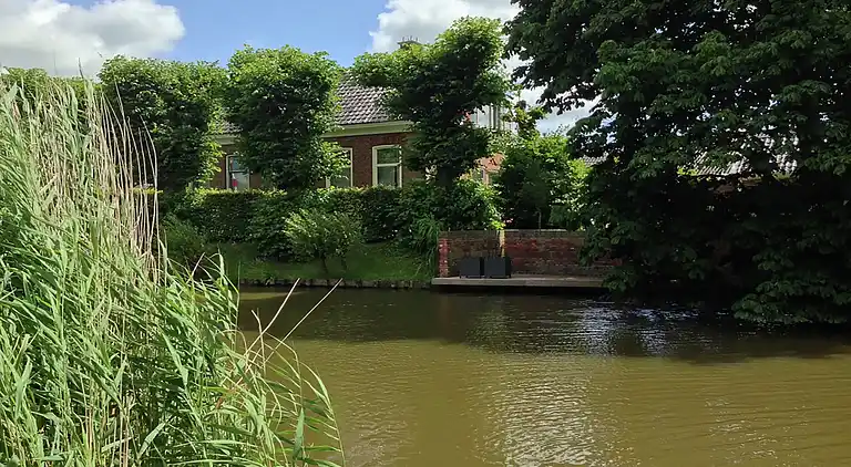 Apartment in Ten Post