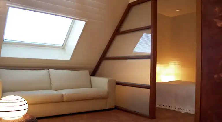 Apartment in Ten Post