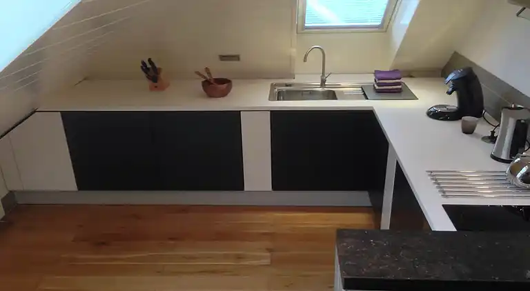 Apartment in Ten Post