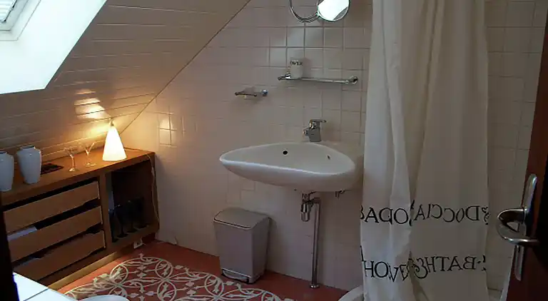 Apartment in Ten Post