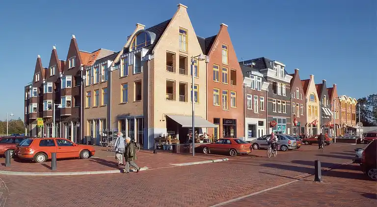 Apartment in Ten Post