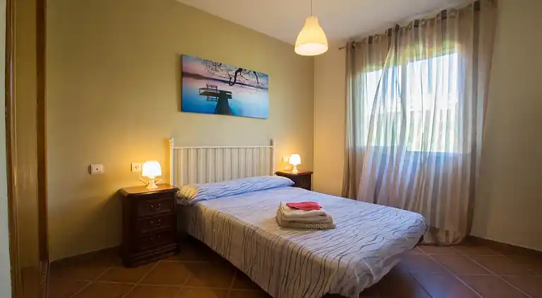 WIFI Aircon BBQ Sat TV Walking distance to beach