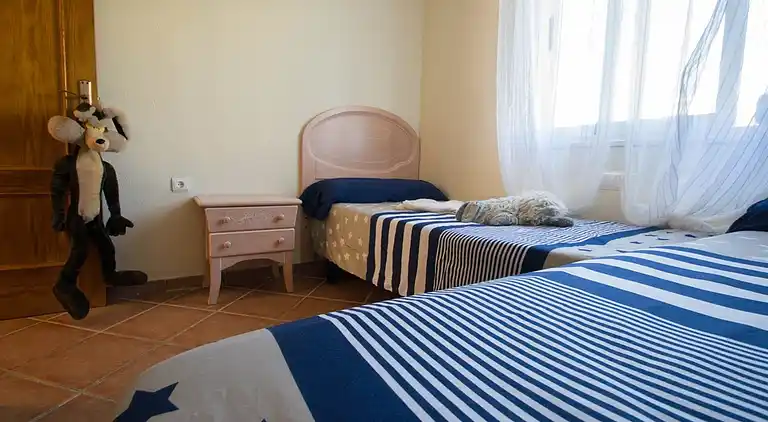 WIFI Aircon BBQ Sat TV Walking distance to beach