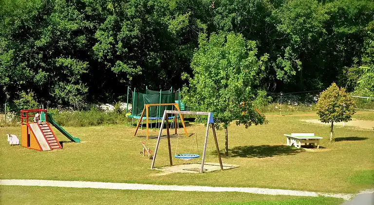 Holiday home in Puy-l'Évêque