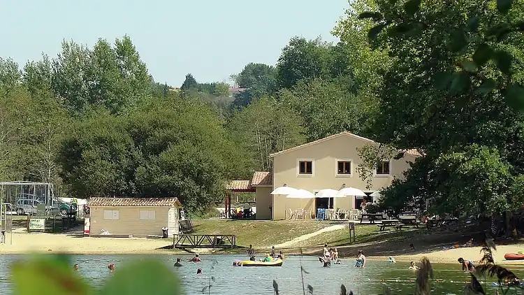 Holiday home in Brossac