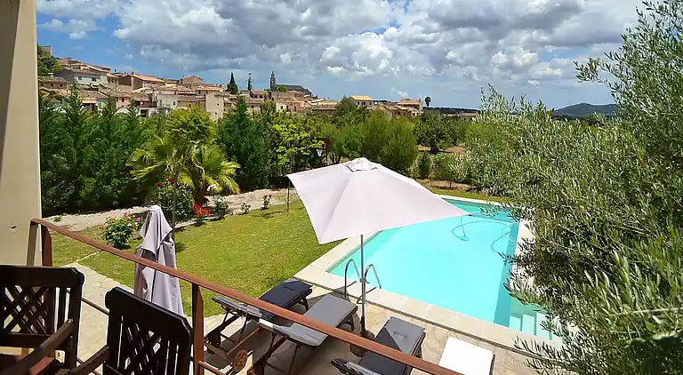 Manor house in Caimari