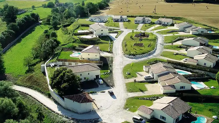 Holiday home in Chalais