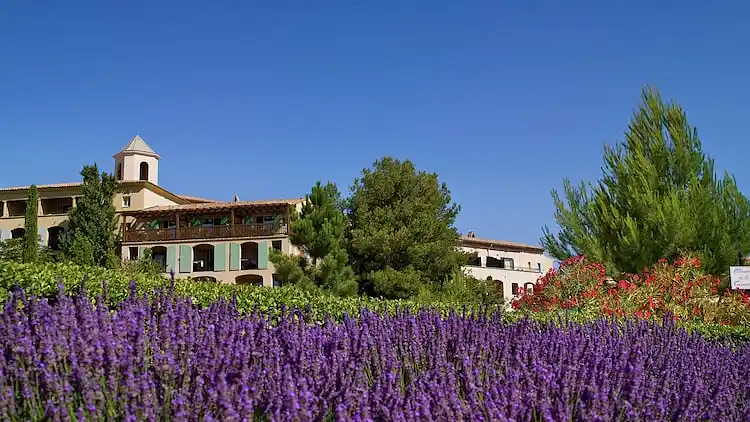 Apartment in Vernègues
