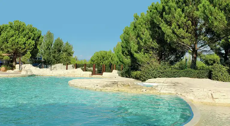 Holiday home in Vernègues