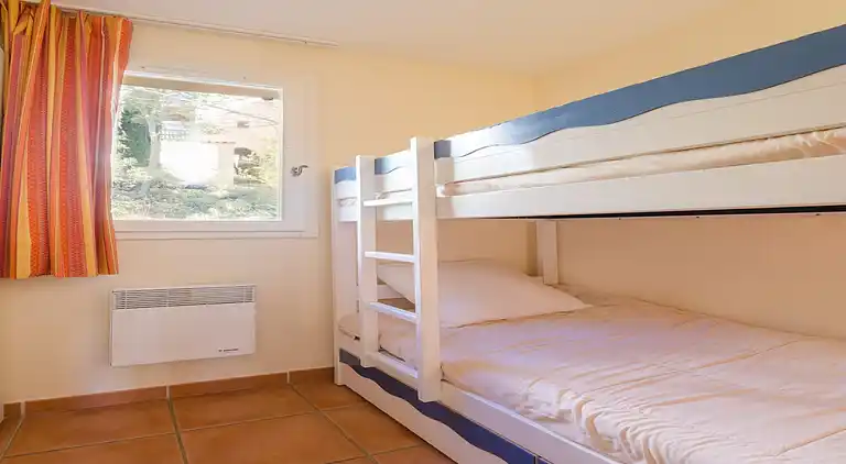 Apartment in Vernègues