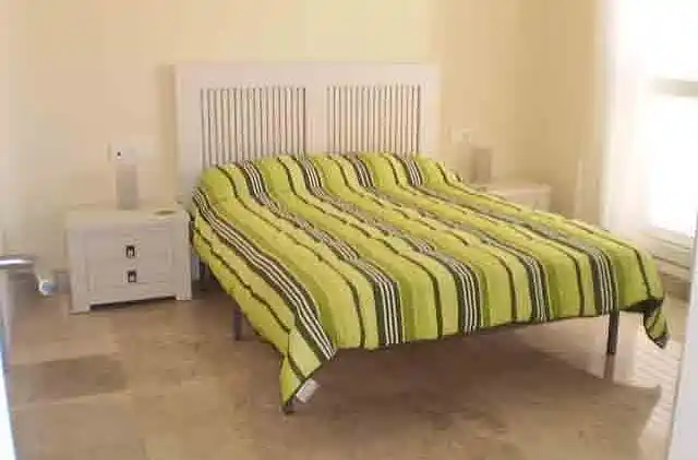 PF04 - 3 bed penthouse apartment centrally located