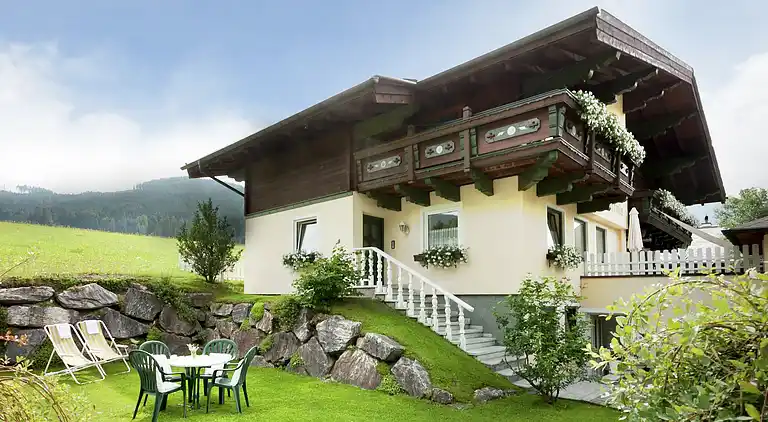 Manor house in Neuberg