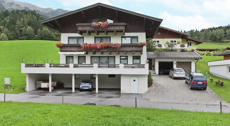 Apartment in Hollersbach im Pinzgau