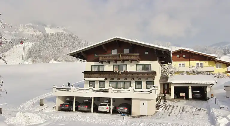Apartment in Hollersbach im Pinzgau