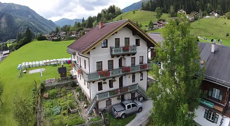 Apartment in Neukirchen am Großvenediger