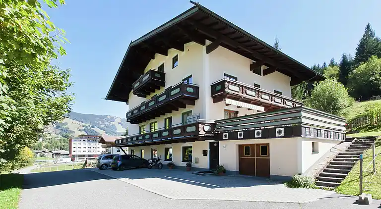 Apartment in Saalbach-Hinterglemm