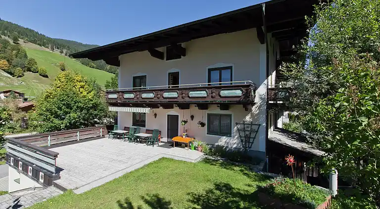 Apartment in Saalbach-Hinterglemm