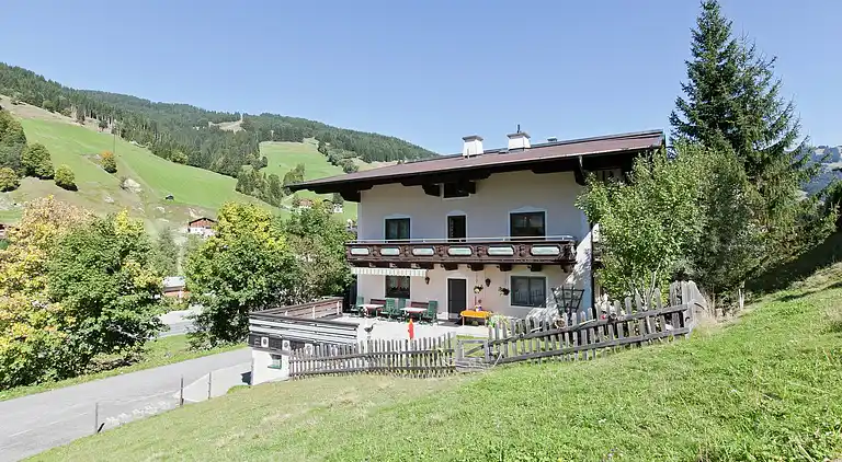 Apartment in Saalbach-Hinterglemm