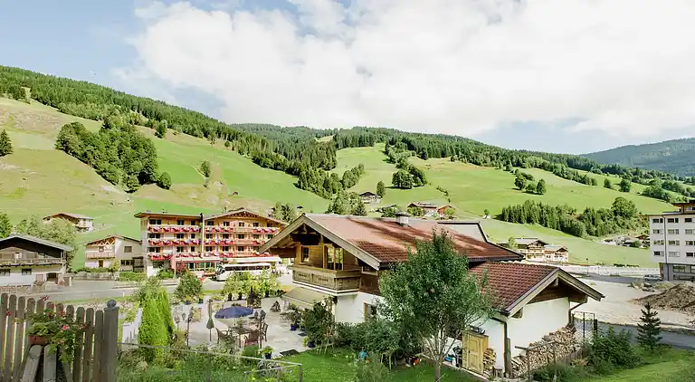 Apartment in Saalbach-Hinterglemm