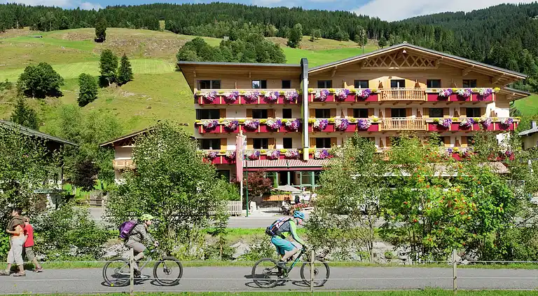 Apartment in Saalbach-Hinterglemm