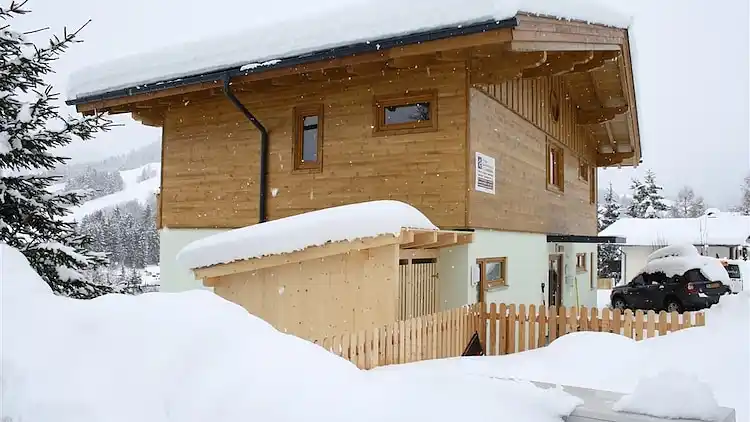 Holiday home in Schloßberg