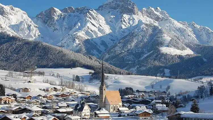 Holiday home in Schloßberg